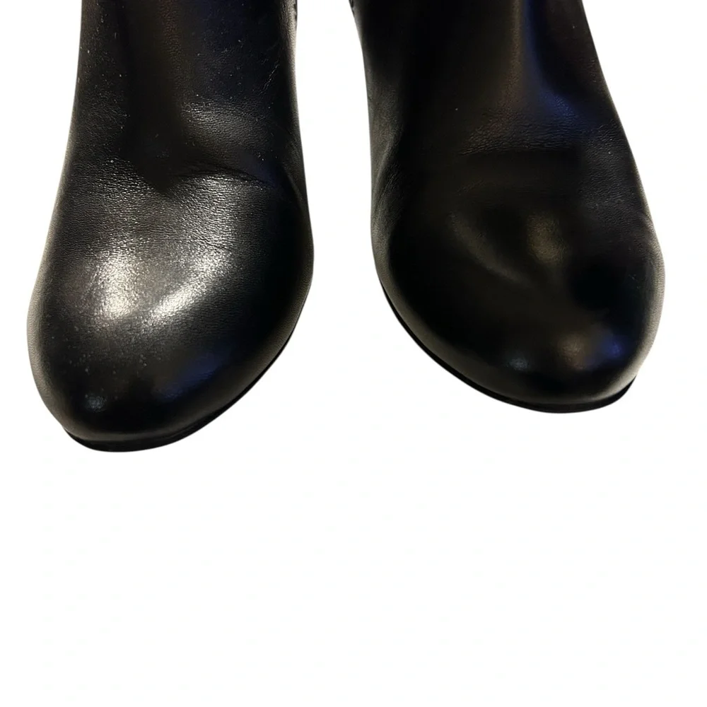 Elegant Black Knee-High Women's Boots